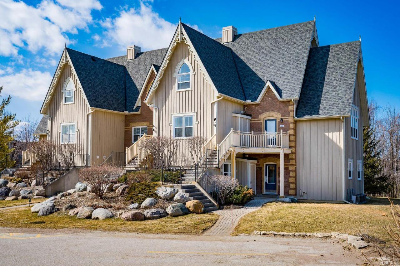 Beautiful & Bright 3 Bed Townhome Near Village Blue Mountains Exterior photo