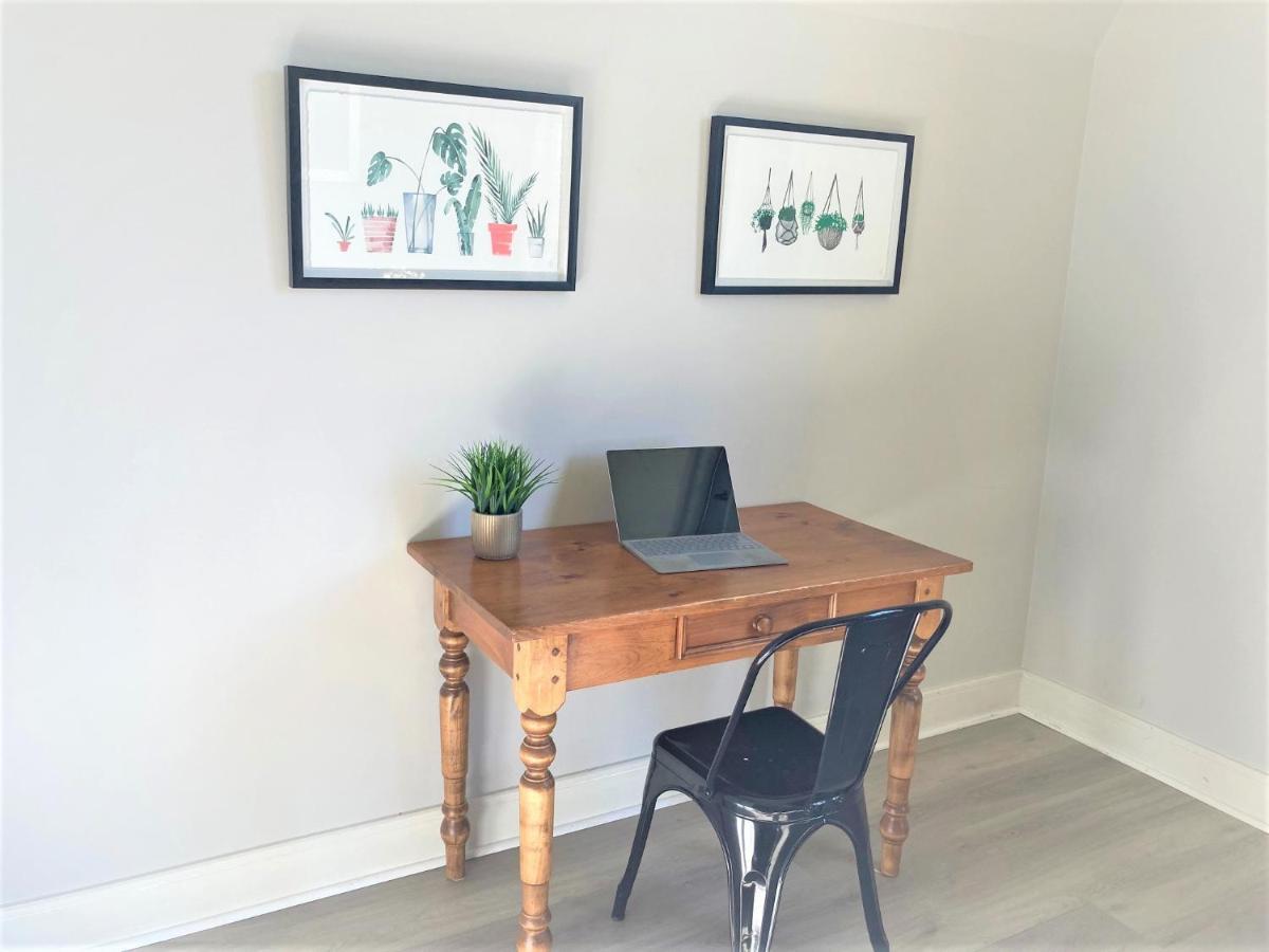 Beautiful & Bright 3 Bed Townhome Near Village Blue Mountains Exterior photo